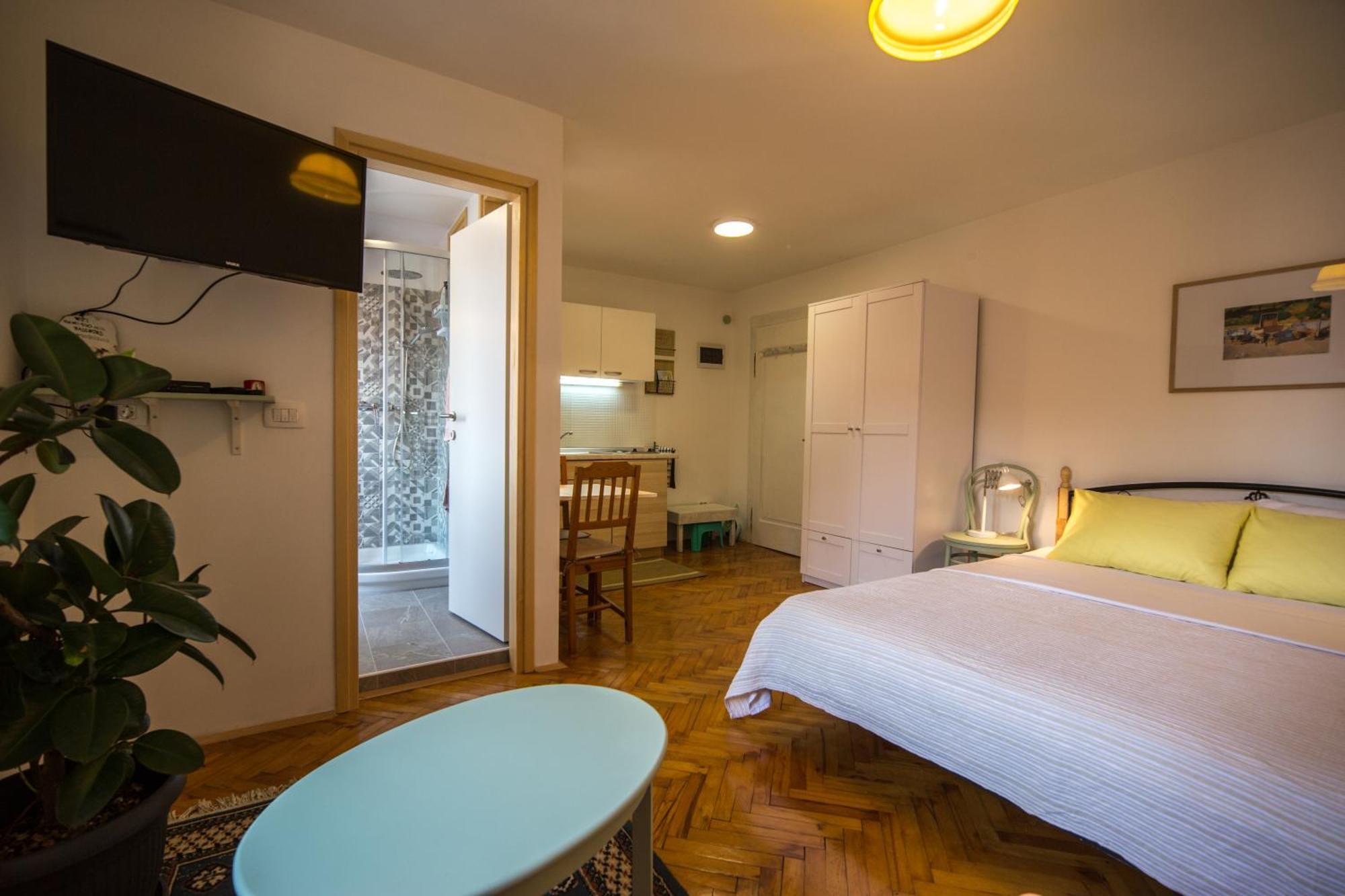 Studio Apartment Lux Rovinj Exterior photo